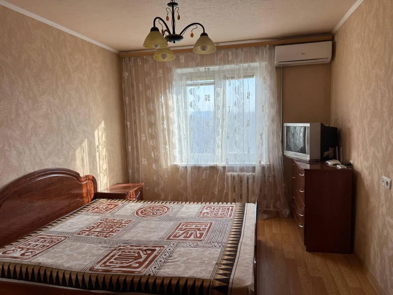 Сдается 2к. квартира в Калининском районе