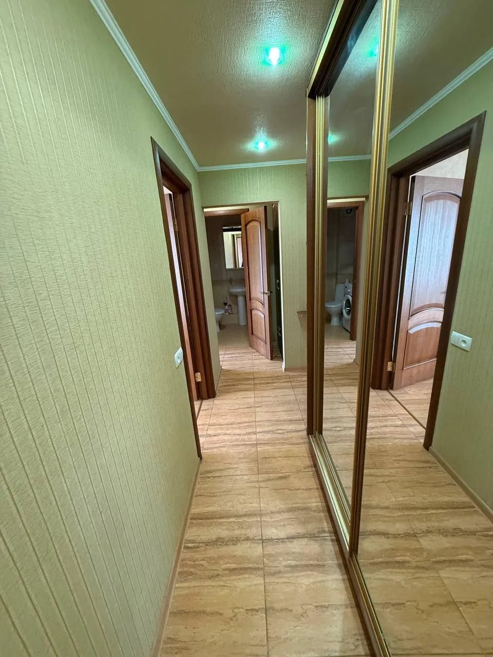 Сдается 2к. квартира в Калининском районе